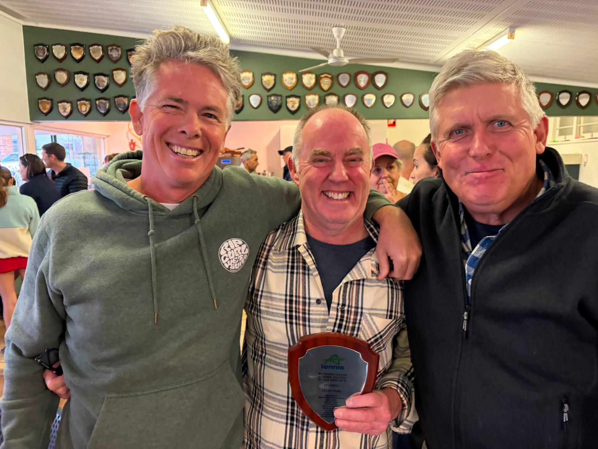 Allen Park adult pennant team with trophy